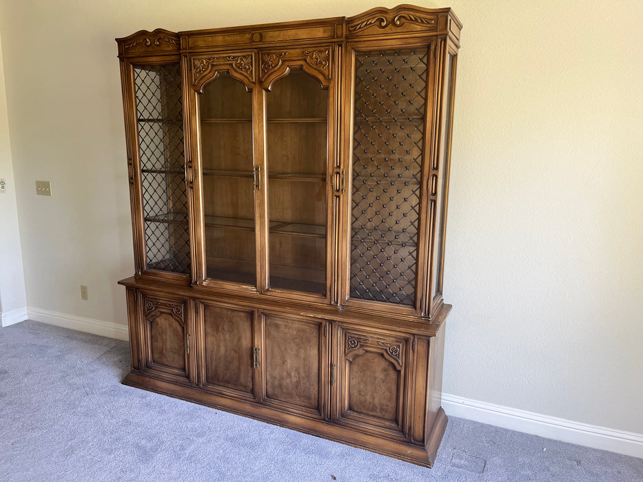 China cabinet hutch 32563