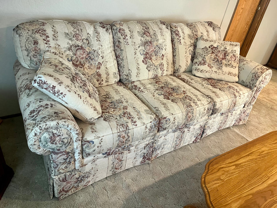 Broyhill sofa couch 32698