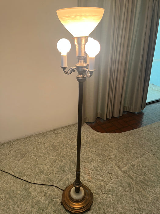 Brass floor lamp with 4 bulbs 32719