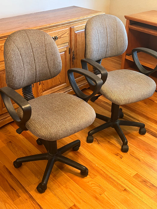 Desk chairs 32730