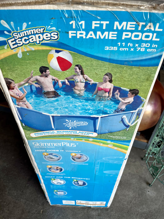 Summer Escapes 11 ft metal pool frame New In Box 32895