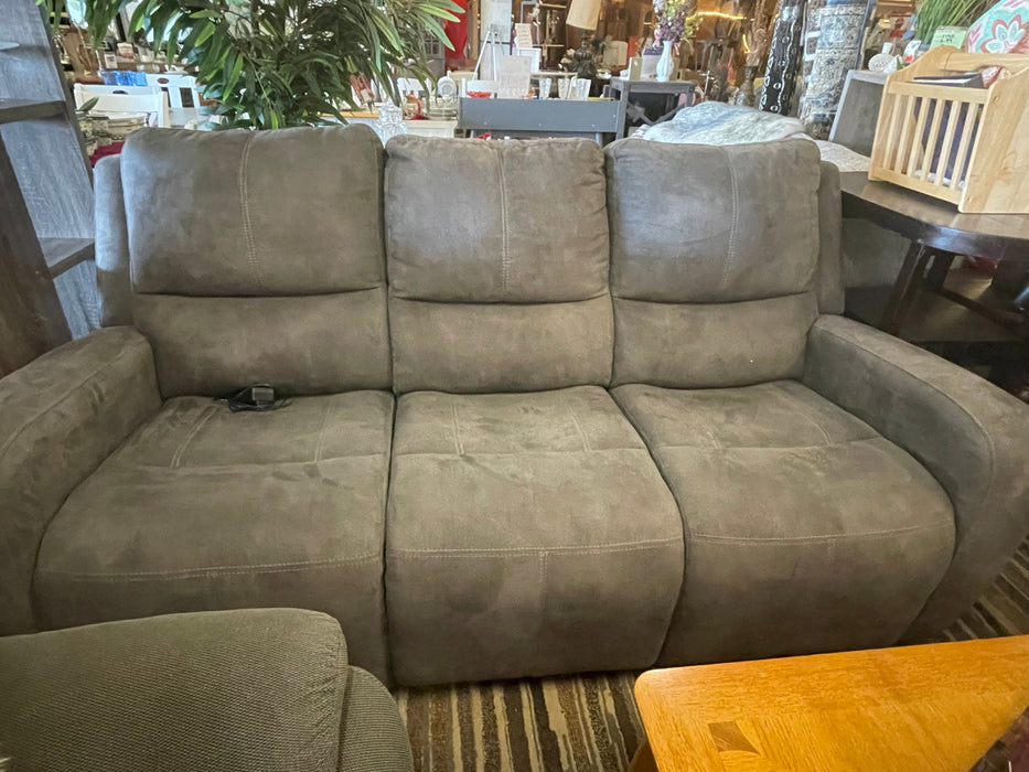 Power reclining sofa 32825