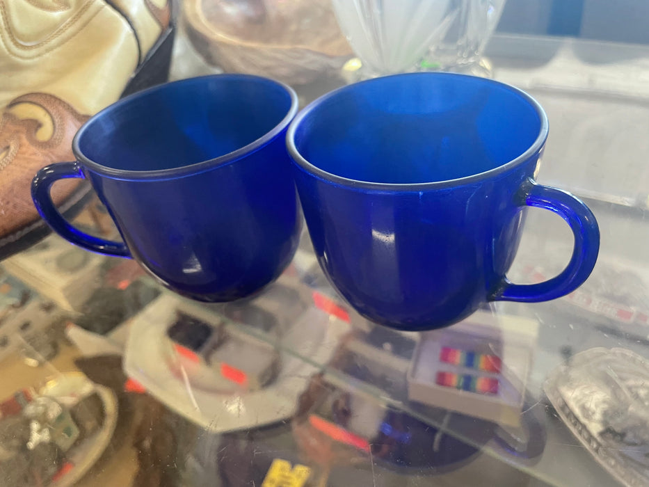 Set of 2 small cobalt blue cups 32839