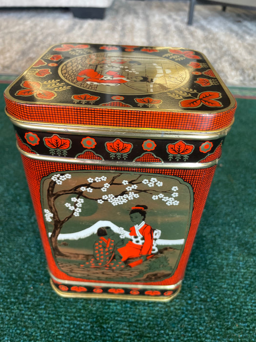 Vintage oriental metal tea tin 32844