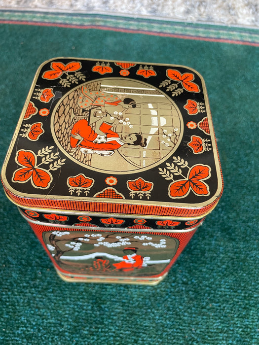 Vintage oriental metal tea tin 32844