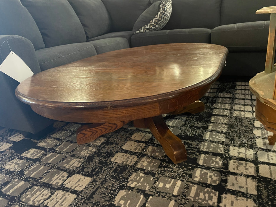 Wood oval coffee table 32930