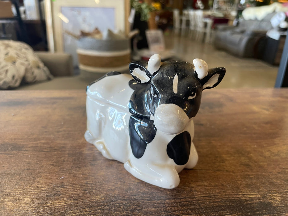 Ceramic cow sugar bowl no spoon 32938