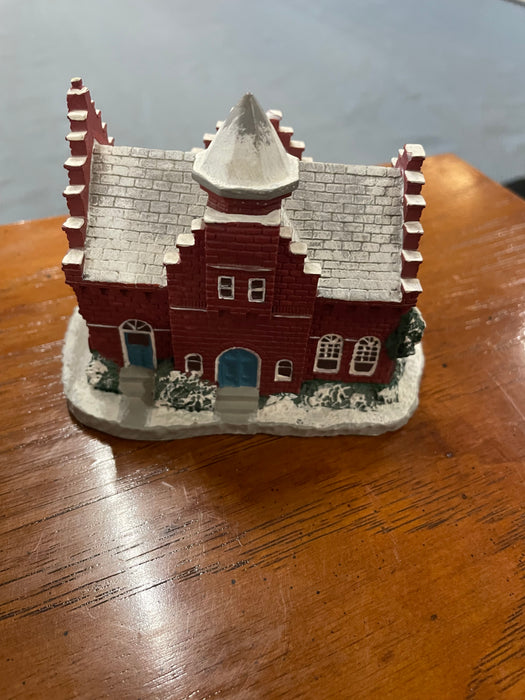 "The Town Offices" village figurine 33335