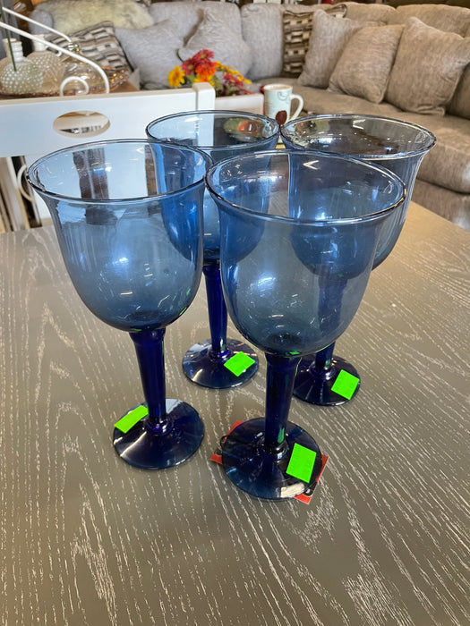 Cobalt blue set of 4 wine glasses 32735