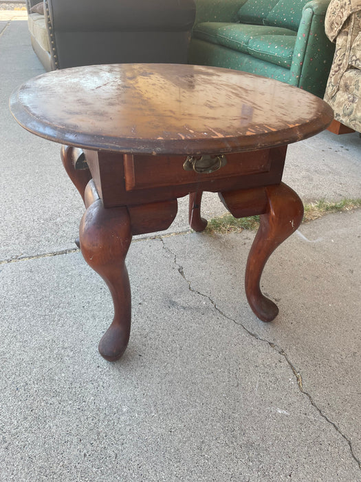 Wood oval side end table 1 drawer 32762