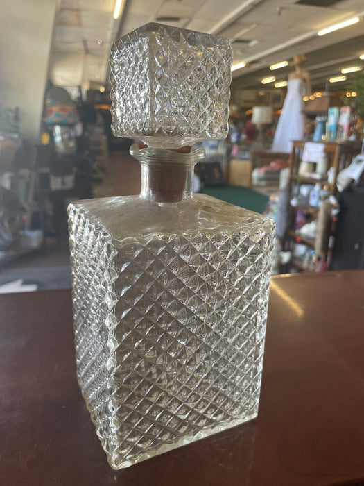 Vintage rectangluar diamond cut glass decanter 32763