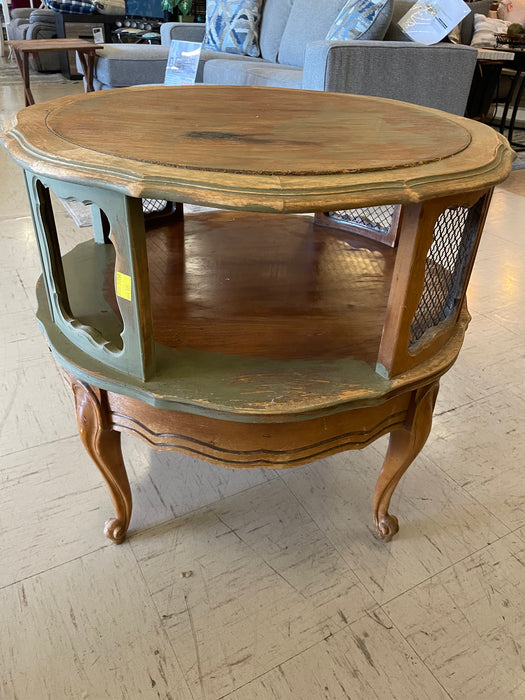 MCM French Provincial round accent end table 32659