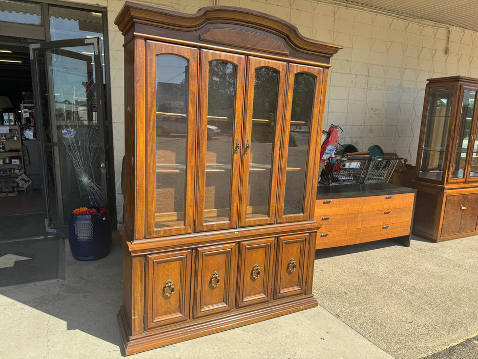 6-door 1 drawer lighted china cabinet hutch 2 piece 32562