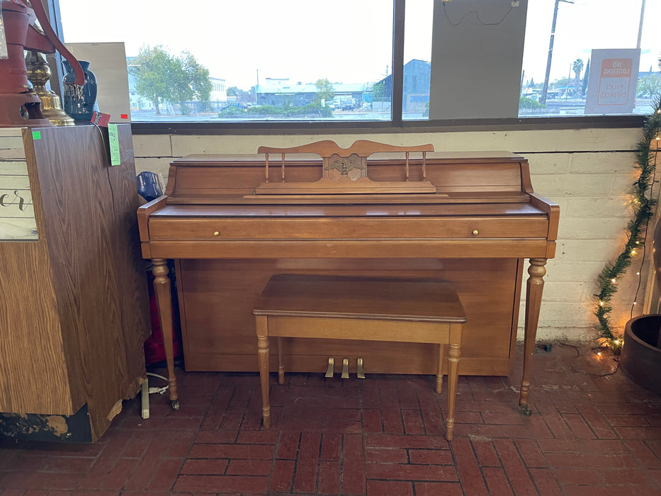 Wurlitzer piano with bench 33201