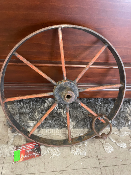 Vintage wagon wheel 33226