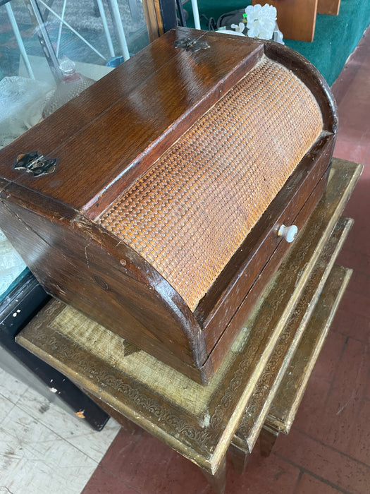 Vintage roltop bread box 33219