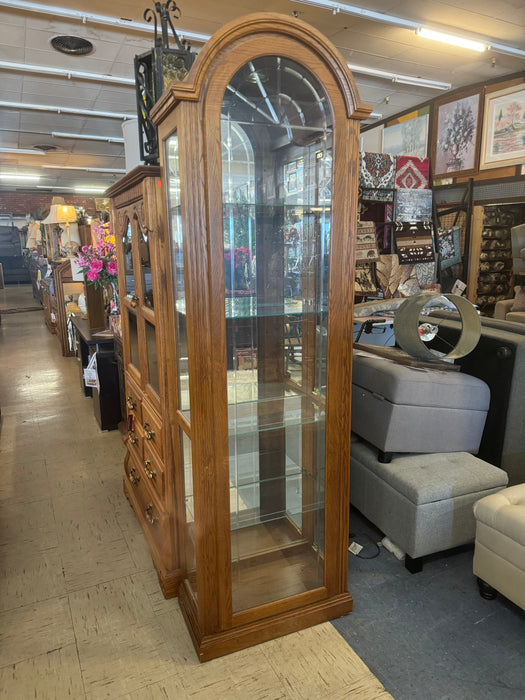 Wood/leaded glass lighted curio cabinet 33022