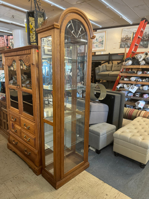 Wood/leaded glass lighted curio cabinet 33022