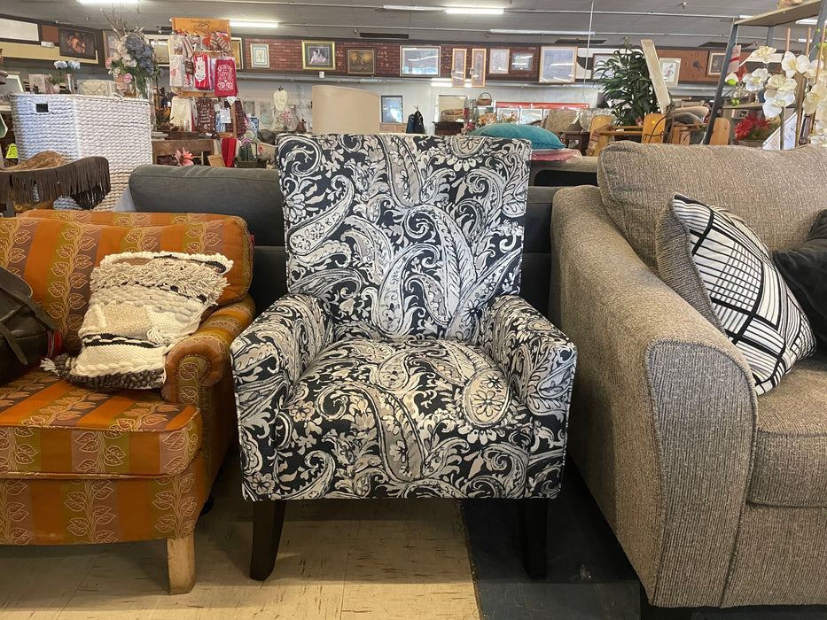 Black and white accent chair near new 33048