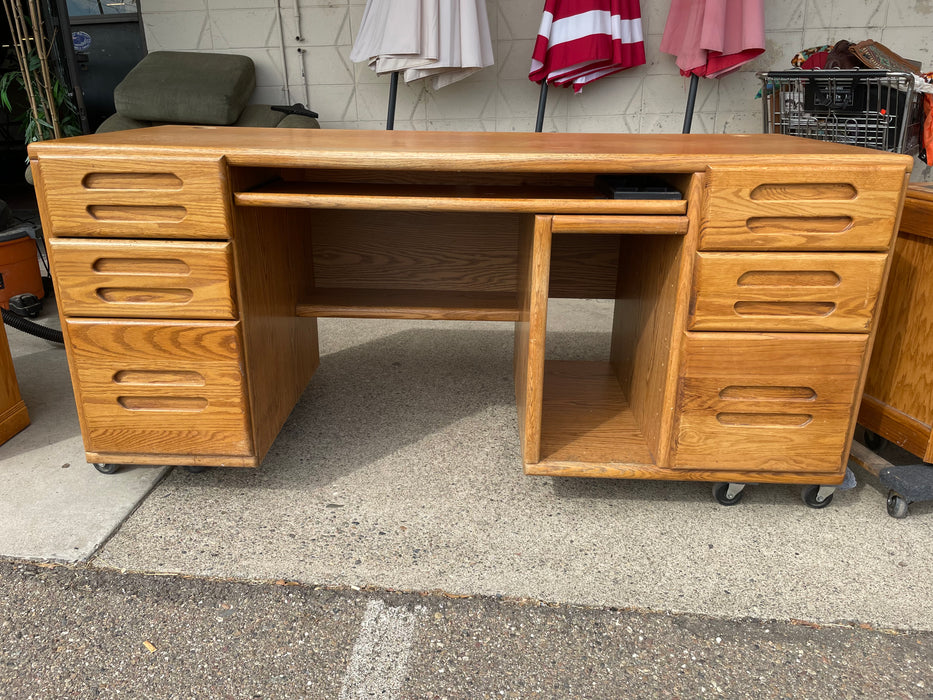 6 drawer oak computer desk 33099