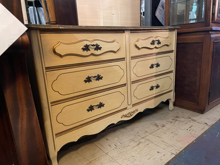 French Provincial 6 drawer dresser 33157