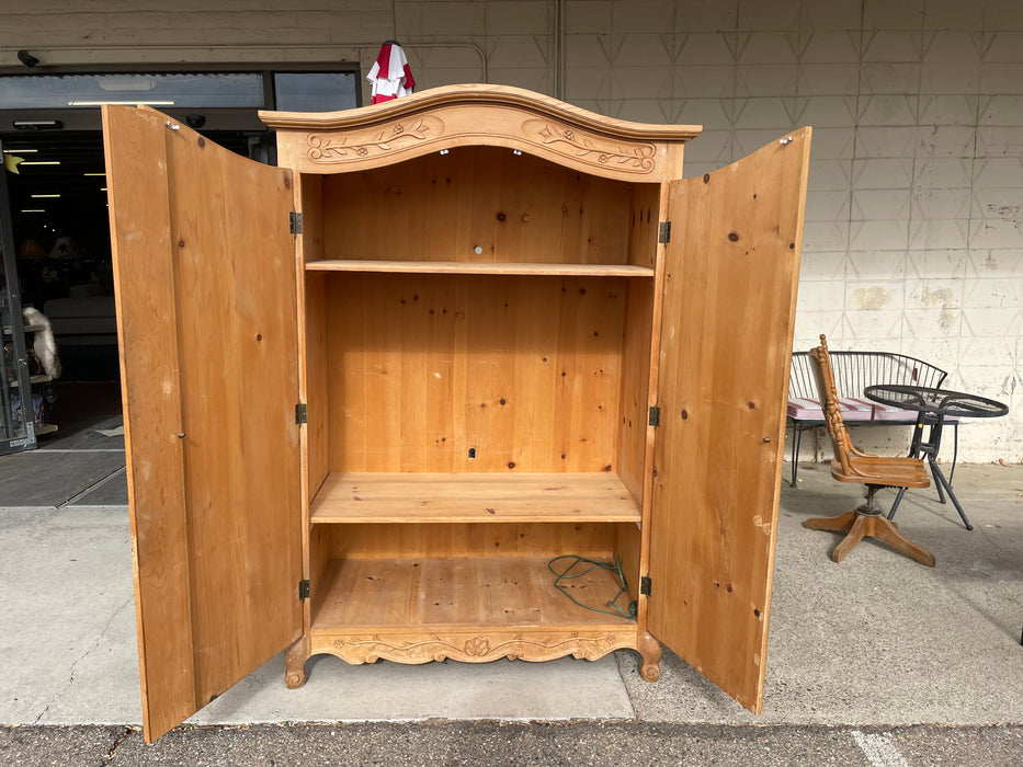 Wood wardrobe/armoire closet storage cabinet 33172