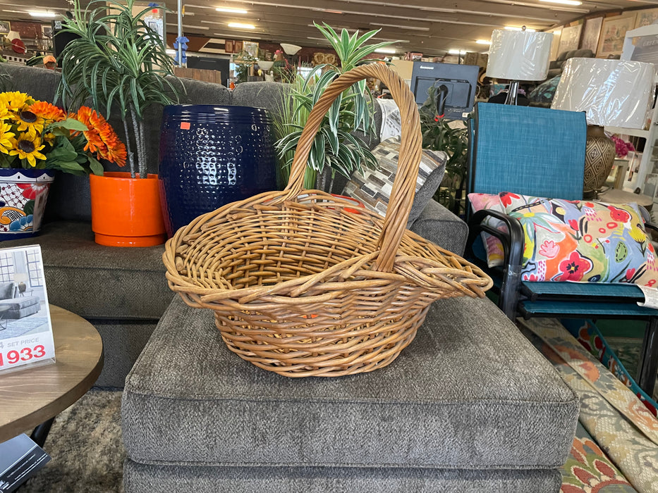 Large wicker basket 31366