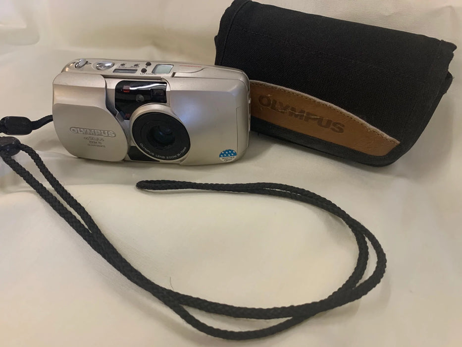 Olympus Infinity vintage Stylus camera 19216