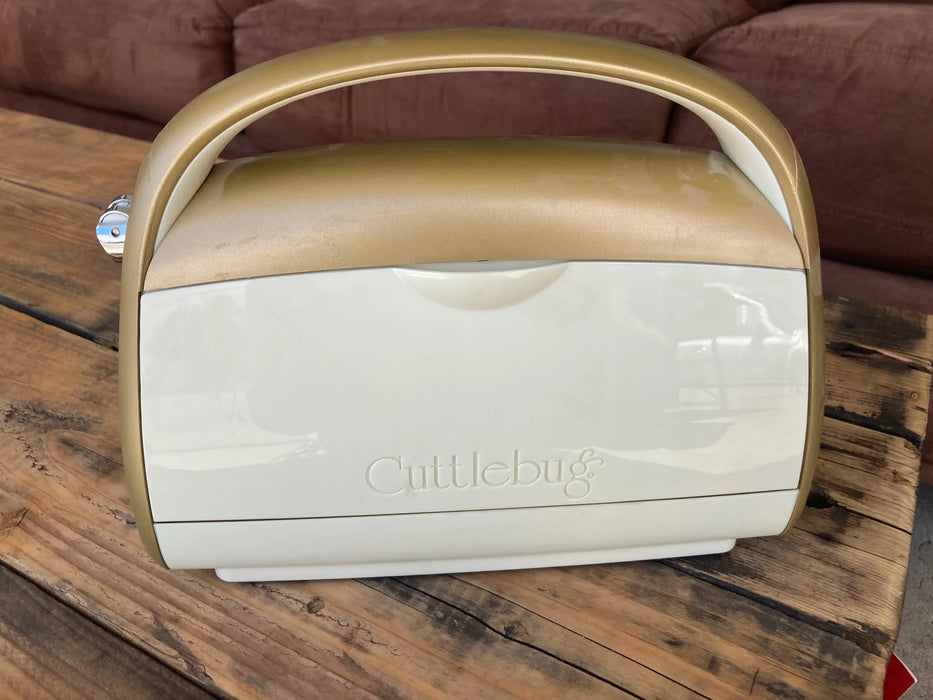 Cuttlebug embossing / die cutting machine by Anna Griffin 25124