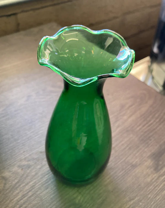 Depression green glass small vase with ribbed top 25392