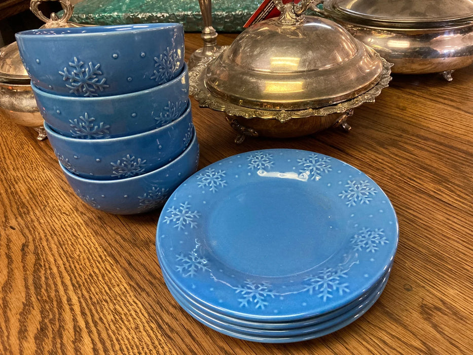 Blue ceramic snowflake appetizer plates 27271