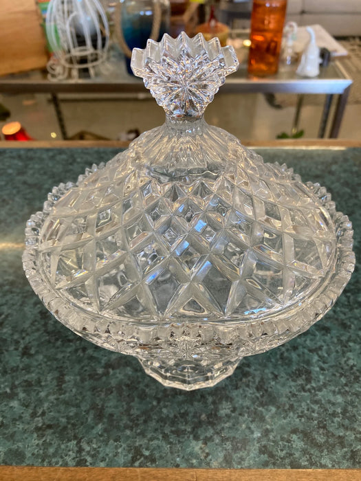 Princess cut crystal candy dish w/ lid 27145