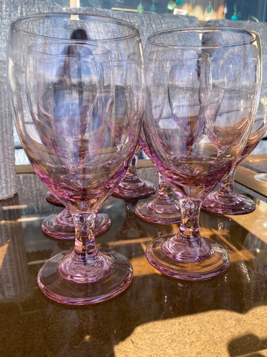 Pink wine glasses 27410