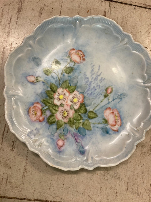 Porcelain plate 27504