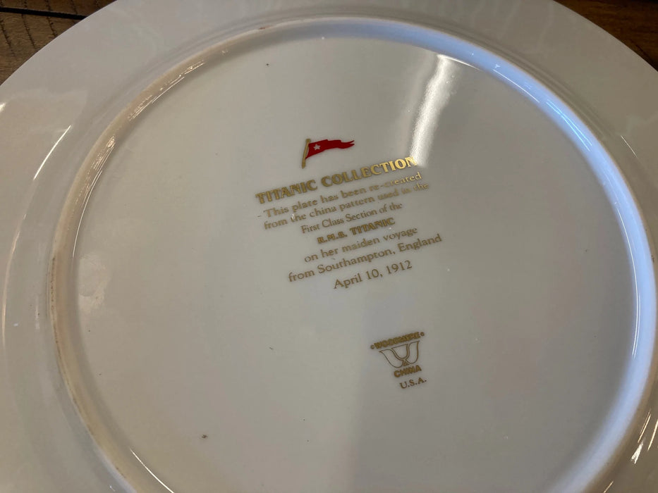 Titanic collection replica dish 1st class 27651