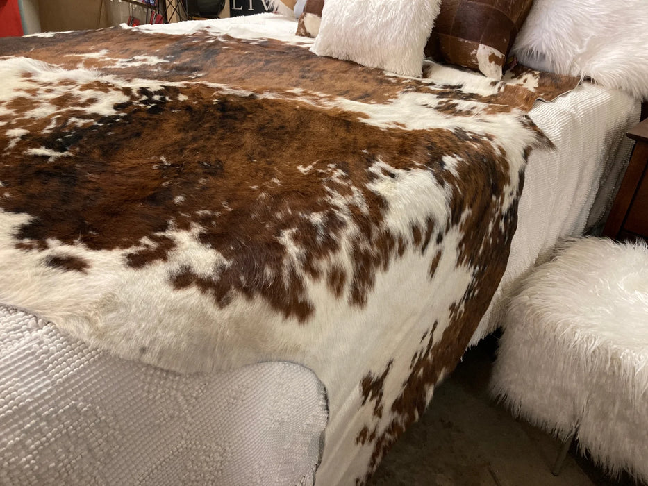 Medium cowhide, natural BS-40002