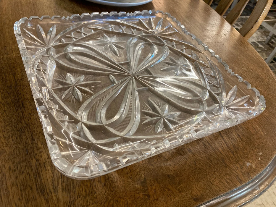 Vintage square clear fine crystal bowl with sawtooth rim cut glass stars 28732