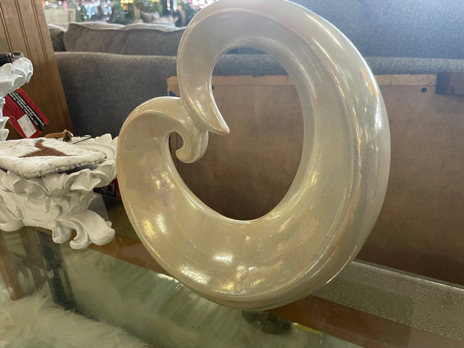 Ceramic wave decor 29194